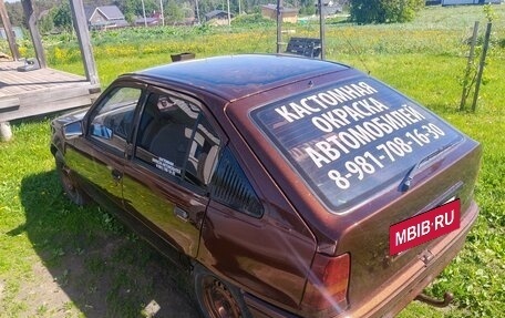 Opel Kadett E рестайлинг, 1986 год, 100 000 рублей, 4 фотография