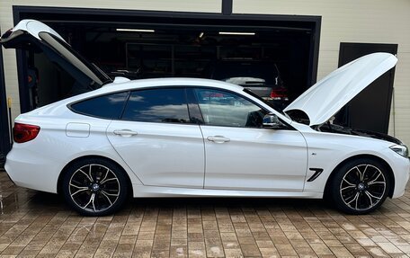 BMW 3 серия, 2019 год, 2 990 000 рублей, 2 фотография
