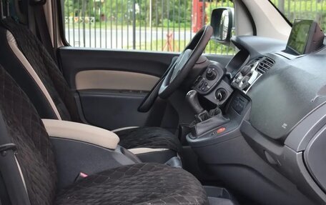 Renault Kangoo II рестайлинг, 2011 год, 1 600 000 рублей, 9 фотография