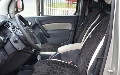 Renault Kangoo II рестайлинг, 2011 год, 1 600 000 рублей, 17 фотография