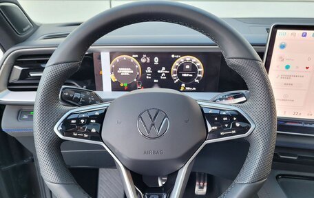 Volkswagen Teramont, 2026 год, 6 350 000 рублей, 18 фотография
