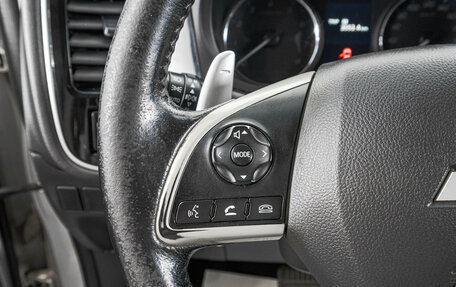 Mitsubishi Outlander III рестайлинг 3, 2014 год, 1 899 000 рублей, 15 фотография