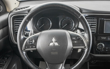 Mitsubishi Outlander III рестайлинг 3, 2014 год, 1 899 000 рублей, 14 фотография