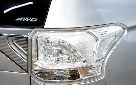 Mitsubishi Outlander III рестайлинг 3, 2014 год, 1 899 000 рублей, 9 фотография