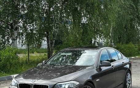 BMW 5 серия, 2010 год, 1 380 000 рублей, 1 фотография