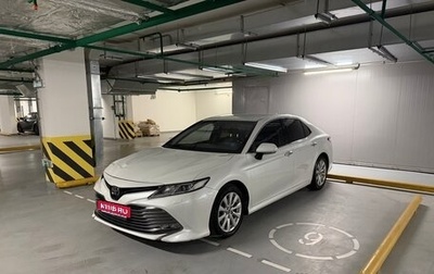 Toyota Camry, 2018 год, 2 550 000 рублей, 1 фотография