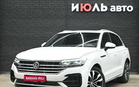 Volkswagen Touareg III, 2019 год, 5 200 000 рублей, 1 фотография