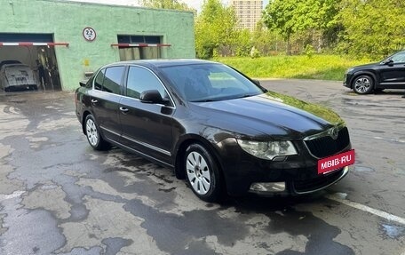 Skoda Superb III рестайлинг, 2013 год, 890 000 рублей, 3 фотография