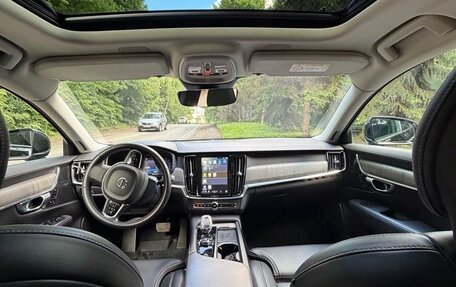 Volvo S90 II рестайлинг, 2024 год, 5 550 000 рублей, 10 фотография