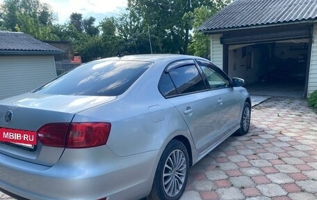 Volkswagen Jetta VI, 2012 год, 1 170 000 рублей, 3 фотография