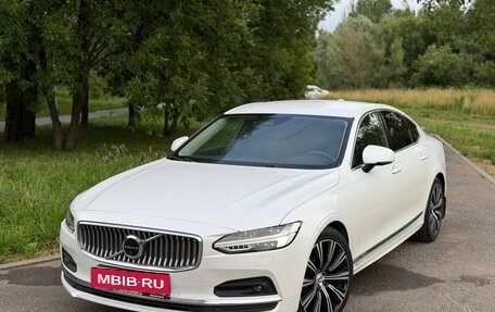 Volvo S90 II рестайлинг, 2020 год, 3 700 000 рублей, 8 фотография