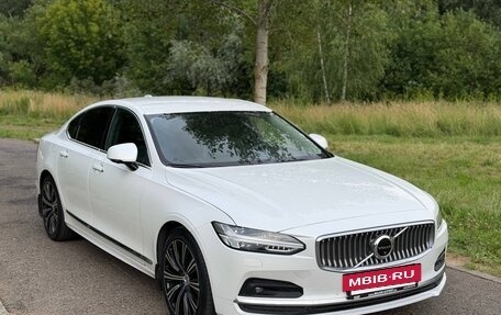 Volvo S90 II рестайлинг, 2020 год, 3 700 000 рублей, 5 фотография