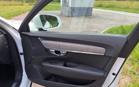 Volvo S90 II рестайлинг, 2020 год, 3 700 000 рублей, 19 фотография