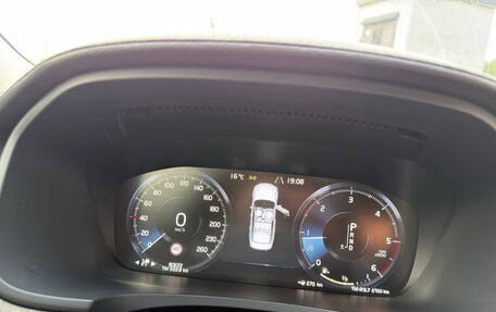 Volvo S90 II рестайлинг, 2020 год, 3 700 000 рублей, 24 фотография