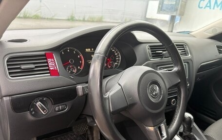 Volkswagen Jetta VI, 2013 год, 1 200 000 рублей, 11 фотография