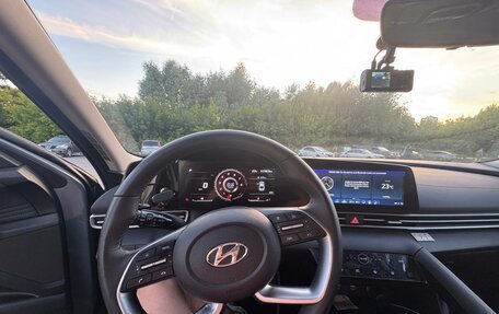 Hyundai Elantra, 2022 год, 2 099 000 рублей, 14 фотография