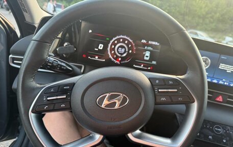 Hyundai Elantra, 2022 год, 2 099 000 рублей, 15 фотография