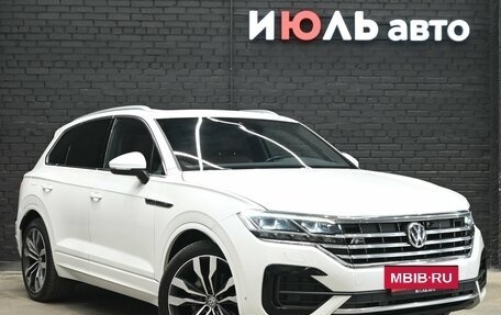 Volkswagen Touareg III, 2019 год, 5 200 000 рублей, 3 фотография