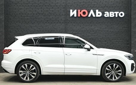 Volkswagen Touareg III, 2019 год, 5 200 000 рублей, 8 фотография