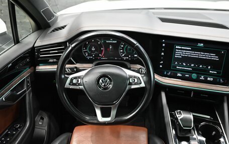 Volkswagen Touareg III, 2019 год, 5 200 000 рублей, 13 фотография