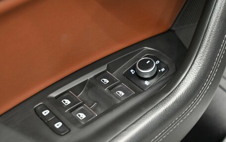 Volkswagen Touareg III, 2019 год, 5 200 000 рублей, 17 фотография