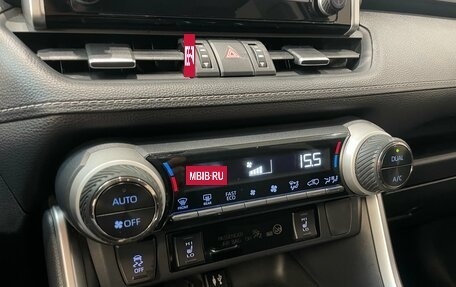 Toyota RAV4, 2020 год, 2 299 000 рублей, 18 фотография