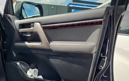 Toyota Land Cruiser 200, 2010 год, 2 555 000 рублей, 6 фотография