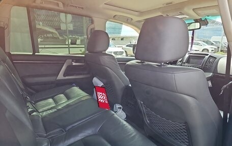 Toyota Land Cruiser 200, 2010 год, 2 555 000 рублей, 13 фотография