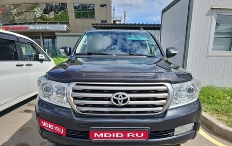 Toyota Land Cruiser 200, 2010 год, 2 555 000 рублей, 2 фотография