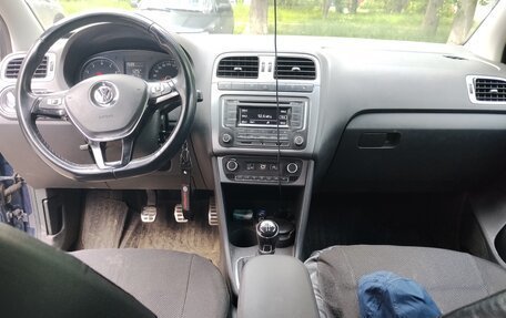 Volkswagen Polo VI (EU Market), 2016 год, 900 000 рублей, 8 фотография