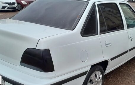 Daewoo Nexia I рестайлинг, 2002 год, 180 000 рублей, 5 фотография