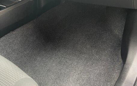 Toyota RAV4, 2018 год, 2 900 000 рублей, 5 фотография