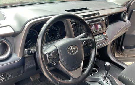 Toyota RAV4, 2018 год, 2 900 000 рублей, 7 фотография