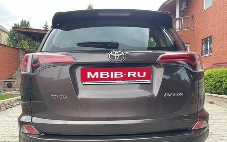 Toyota RAV4, 2018 год, 2 900 000 рублей, 3 фотография