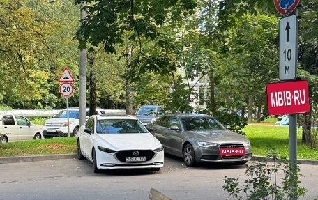 Mazda 3, 2023 год, 2 350 000 рублей, 4 фотография