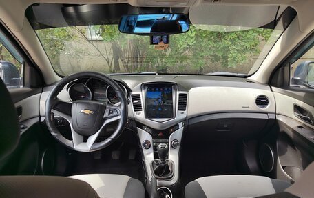 Chevrolet Cruze II, 2012 год, 810 000 рублей, 3 фотография