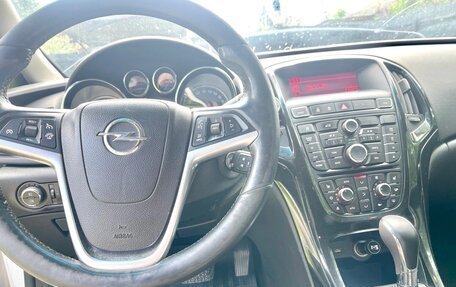 Opel Astra J, 2014 год, 499 999 рублей, 4 фотография