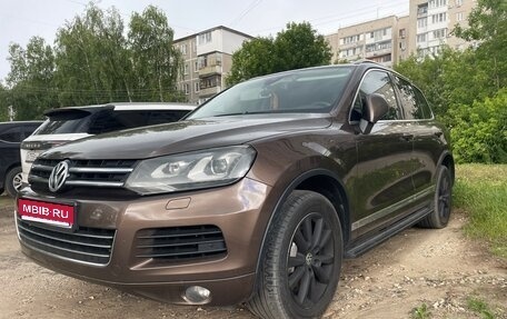 Volkswagen Touareg III, 2013 год, 2 395 000 рублей, 1 фотография