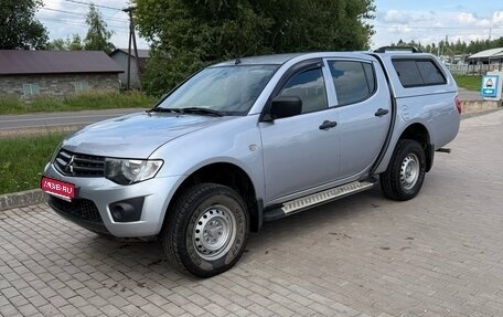 Mitsubishi L200 IV рестайлинг, 2014 год, 1 780 000 рублей, 1 фотография