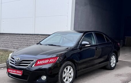 Toyota Camry, 2011 год, 1 270 000 рублей, 1 фотография