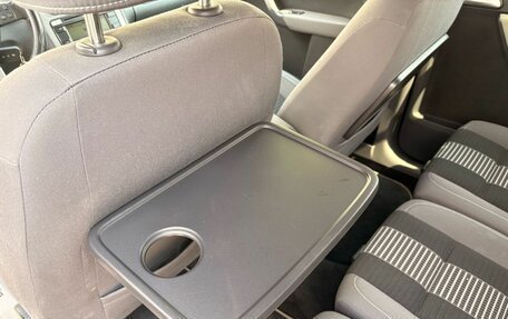 Volkswagen Touran III, 2009 год, 659 000 рублей, 21 фотография