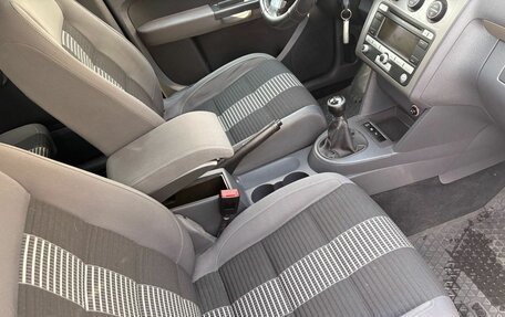 Volkswagen Touran III, 2009 год, 659 000 рублей, 26 фотография
