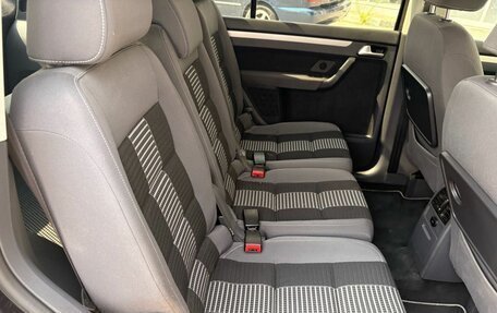 Volkswagen Touran III, 2009 год, 659 000 рублей, 27 фотография