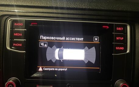 Volkswagen Caravelle T6 рестайлинг, 2015 год, 2 700 000 рублей, 17 фотография