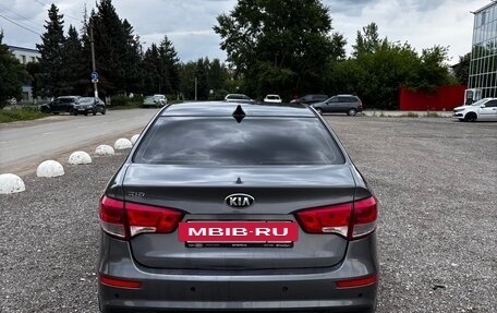KIA Rio III рестайлинг, 2017 год, 900 000 рублей, 4 фотография