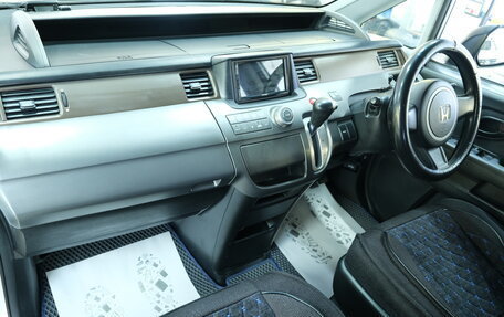 Honda Stepwgn III, 2008 год, 1 399 000 рублей, 17 фотография