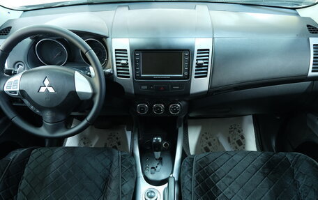 Mitsubishi Outlander III рестайлинг 3, 2011 год, 1 459 000 рублей, 15 фотография