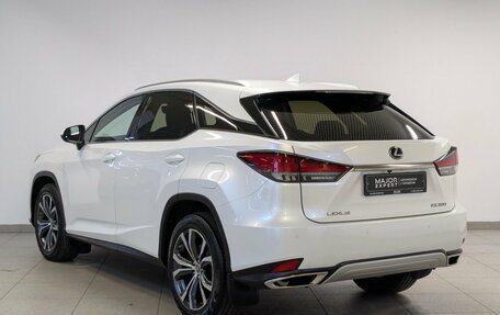 Lexus RX IV рестайлинг, 2021 год, 4 990 000 рублей, 7 фотография