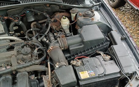 Toyota Avensis III рестайлинг, 2002 год, 350 000 рублей, 8 фотография