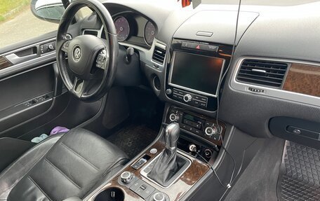 Volkswagen Touareg III, 2013 год, 2 395 000 рублей, 6 фотография